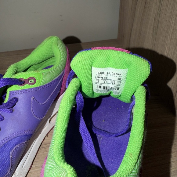 Women’s Nike Air Max 1 in Pure Purple - Picture 6 of 6